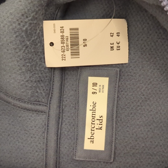Abercrombie & Fitch Kids size 9 / 10, Blue Fleece Hoodie Half Zip - Picture 2 of 5